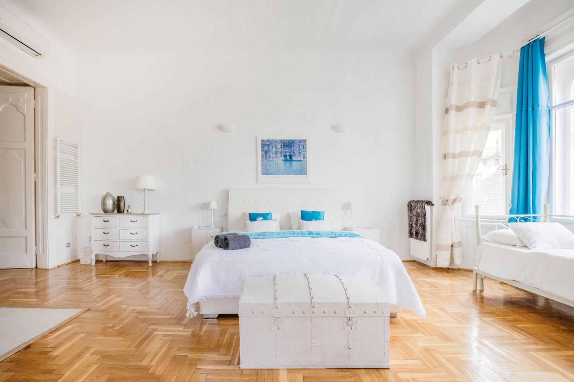 Amazing View Designer Home With Sauna And Jacuzzi 3 Min To Opera House Budapest Exteriör bild